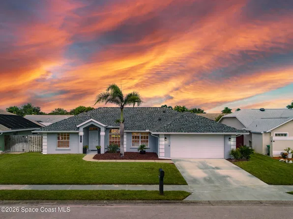 1947 Glen Meadows Cir, Melbourne, FL 32935