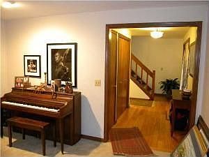 3rd image of 41 Oakcliff Ct