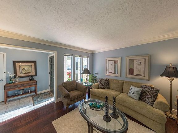 2nd image of 15215 Saint Cloud Dr