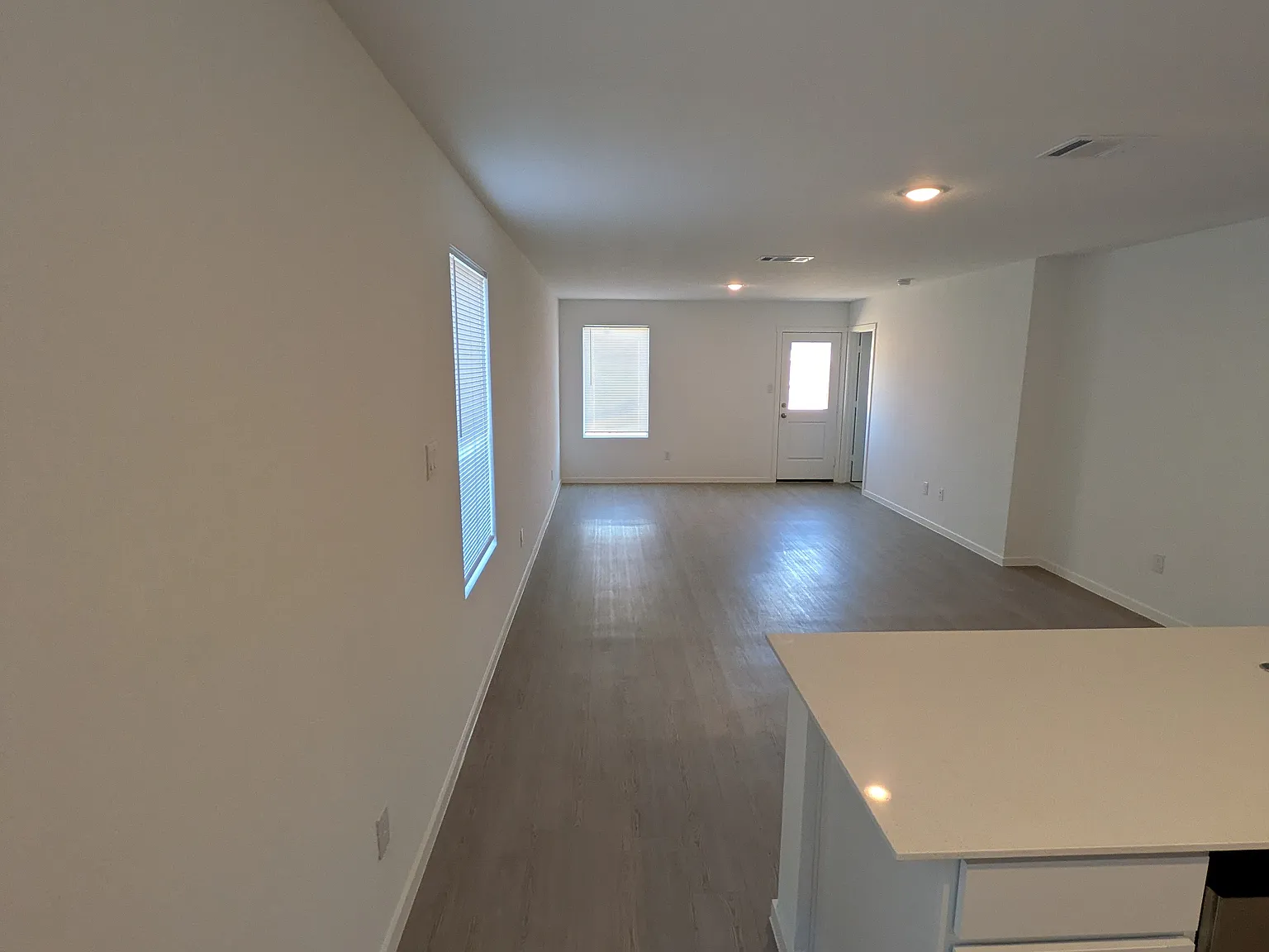 4 bed, 1692 sqft, $1,881 — Photo 1