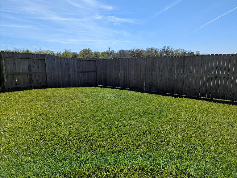 5618 Savannah Woods Ln — Photo 47