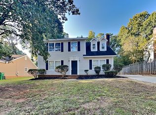 2818 Dellinger Dr, Charlotte, NC 28269