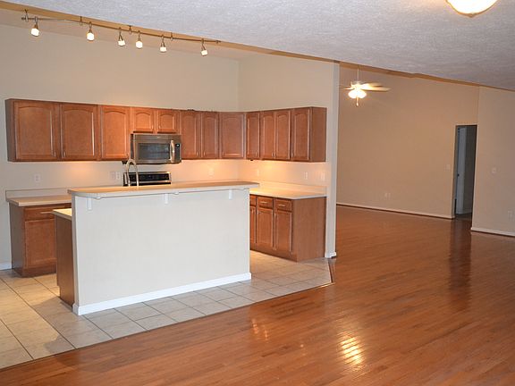 5th image of 112 French Mill Trl