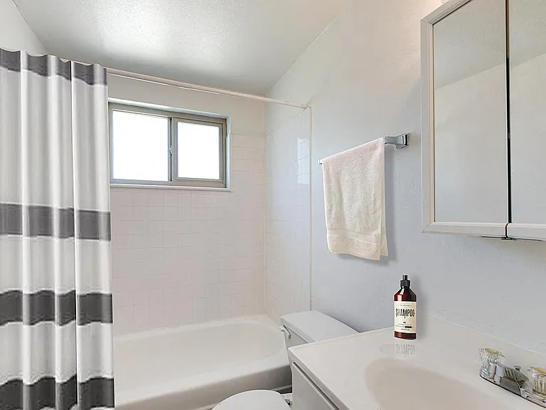 3220 Madison Ave — Photo 15