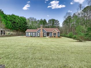 150 Riverside Dr, Sharpsburg, GA 30277