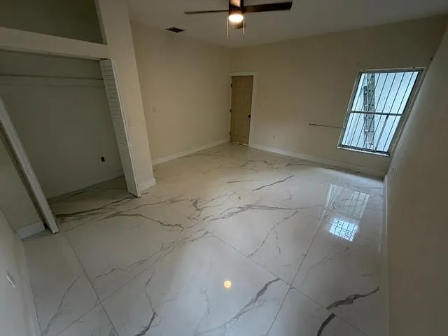 6410 NW Miami Ct — Photo 3