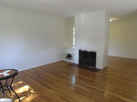 2nd image of 6206 Yellowstone Drive