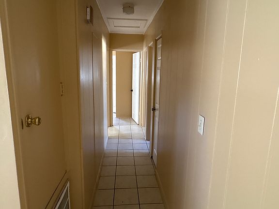 4th image of 2370 Washington Ave