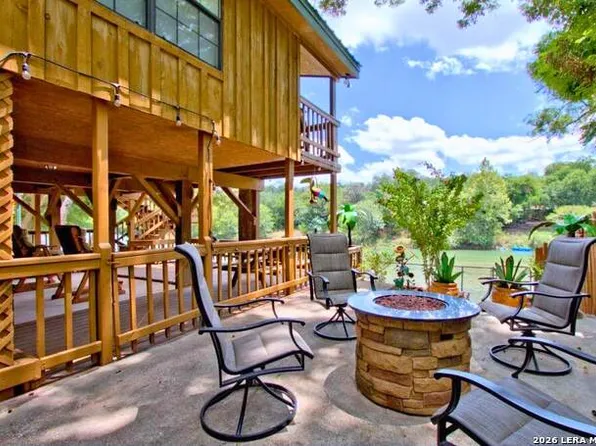 6804 River Rd, New Braunfels, TX 78132