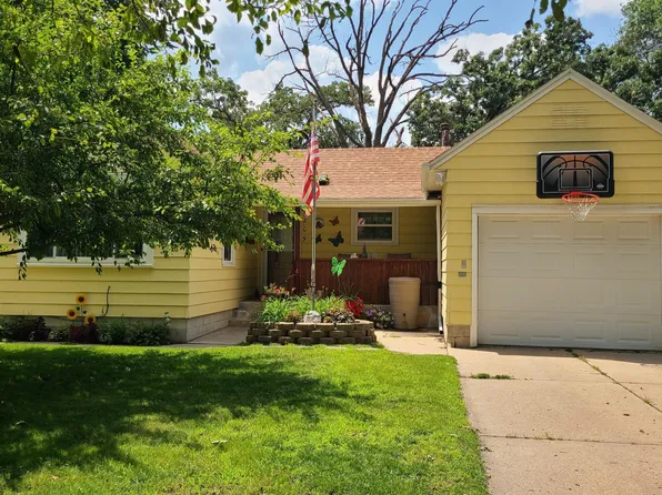 1209 11th St NW, Austin, MN 55912