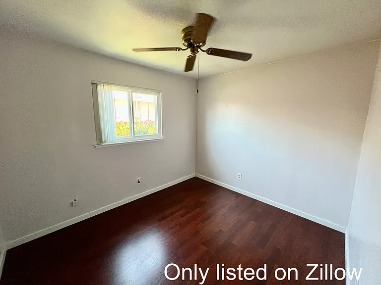 2318 Thompson Way — Photo 12
