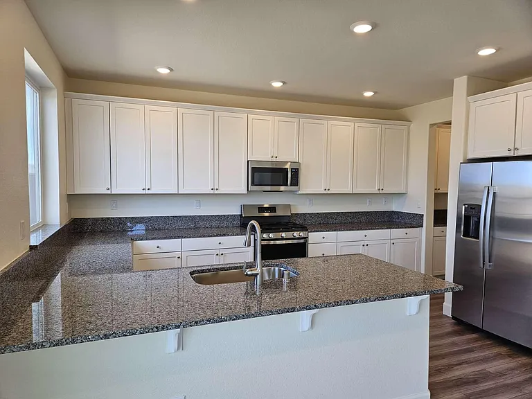 6793 Rivaldo Dr — Photo 7