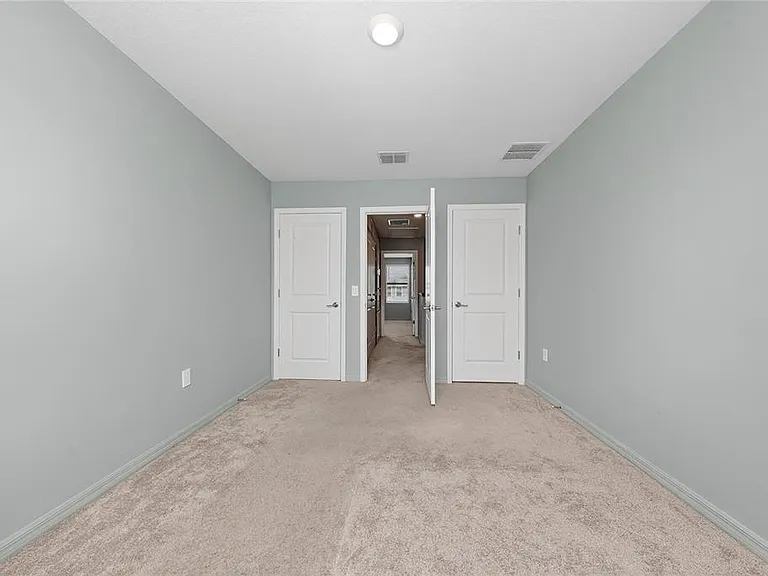 2060 Viewfinder St — Photo 13