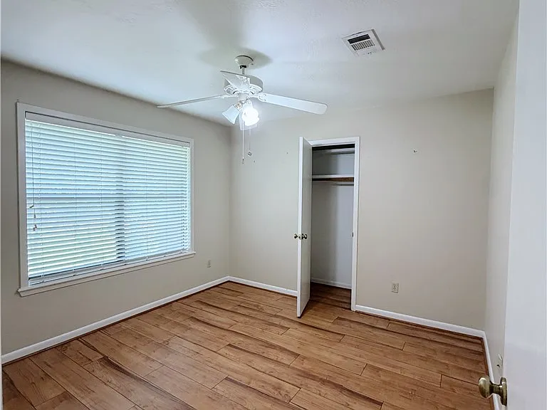 2706 Red Hill Dr — Photo 29