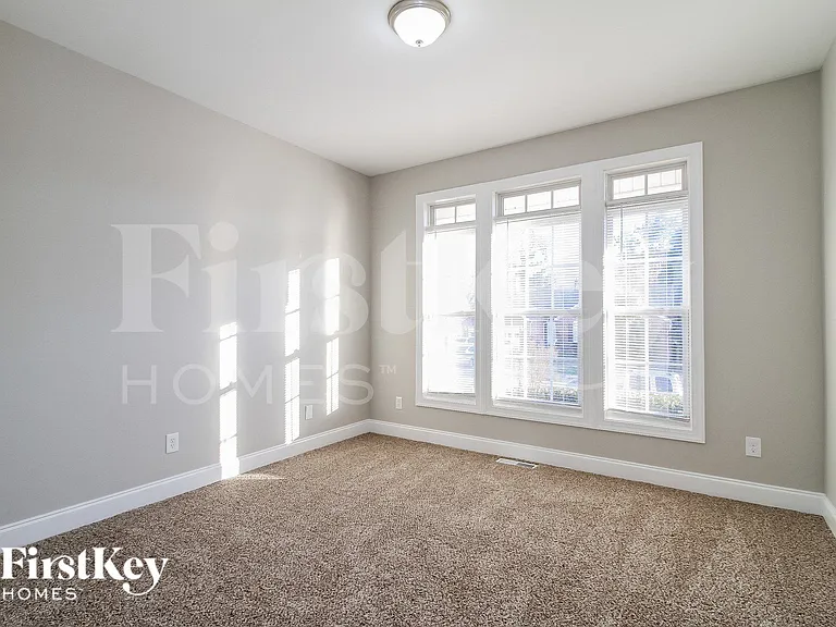 1835 Austin Place Ln — Photo 12