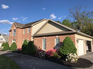 50 Long Vw, Carlisle, PA 17013