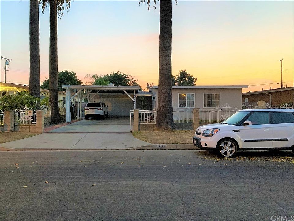 1st image of 13432 Giordano St