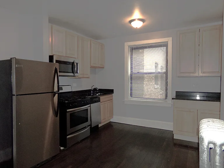 3604 W Sunnyside Ave #2 — Photo 2