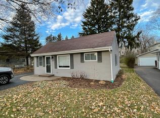 1537 Scott Blvd, Geneva, IL 60134