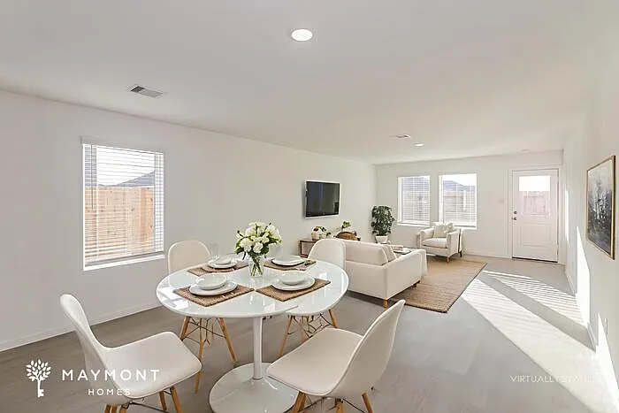 3048 Majestic Sunrise Dr — Photo 10