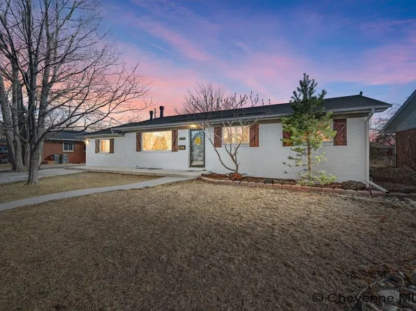 145 Hobbs Ave, Cheyenne, WY 82009
