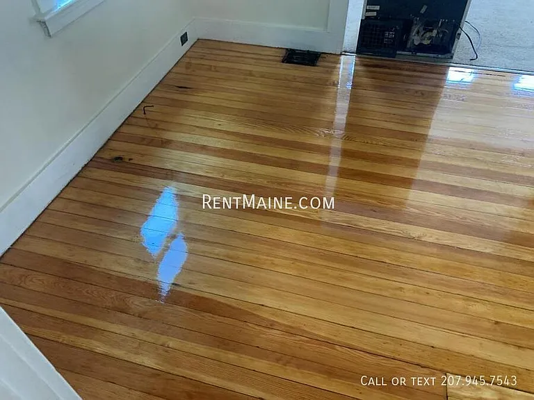131 Main St — Photo 11