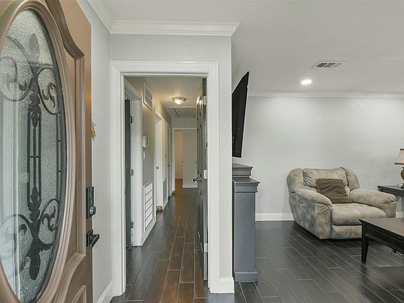 2nd image of 6806 Glen Rock Drive