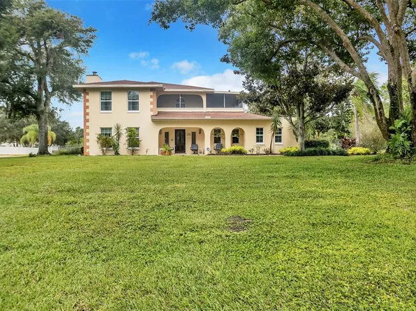 2470 Lake Front Dr, Lake Wales, FL 33898