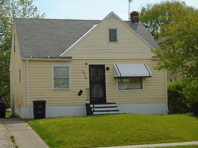 1st image of 3719 E 146th St
