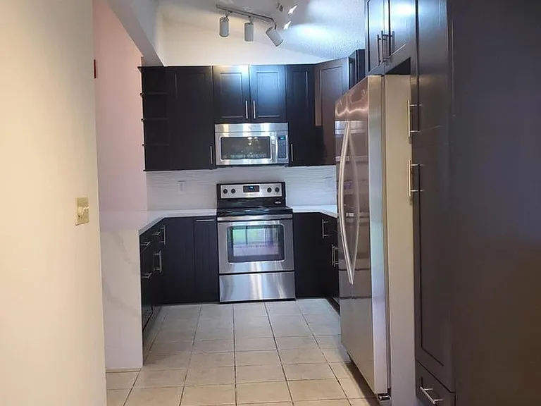 7342 Pinewalk Dr S #Townhouse 56-12 — Photo 16