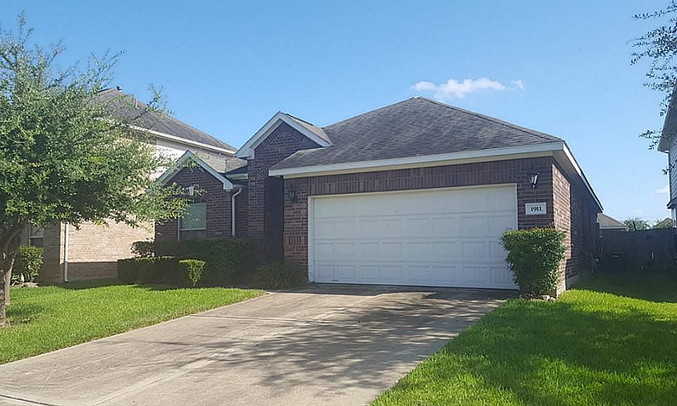 1st image of 1911 Hawthorne Brook Ln