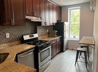 3036 Steinway St #2R, Astoria, NY 11103