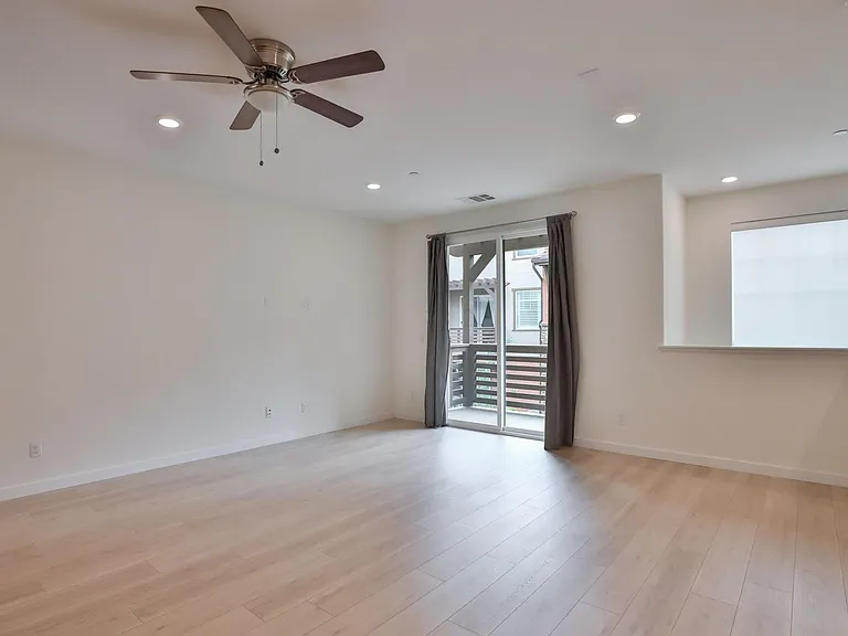 2710 Sparta Rd #3 — Photo 14