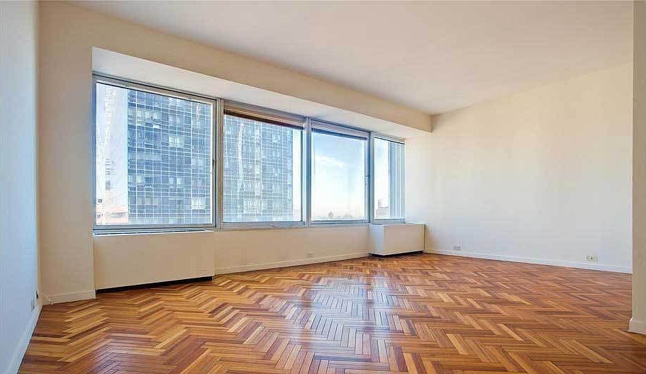 1st image of 150 W 56th St APT 3806