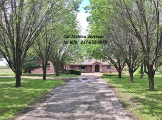 13565 Bab Rd, Auburn, IL 62615