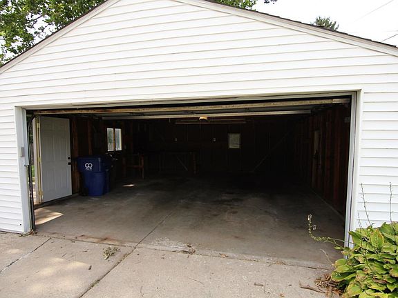 Garage Open
