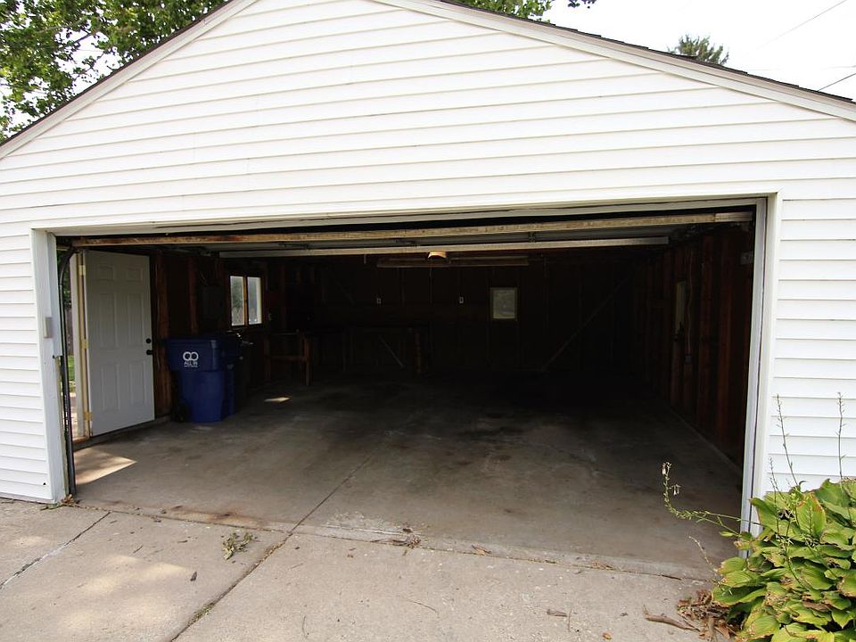 Garage Open