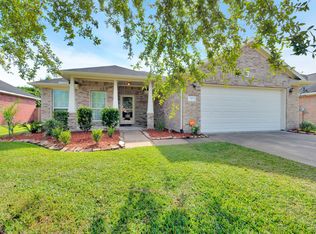 3112 Orange St, Pearland, TX 77581