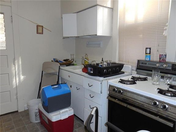1st floor kitchen