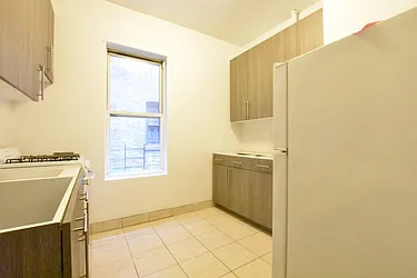 Rented by Clove Realty LLC