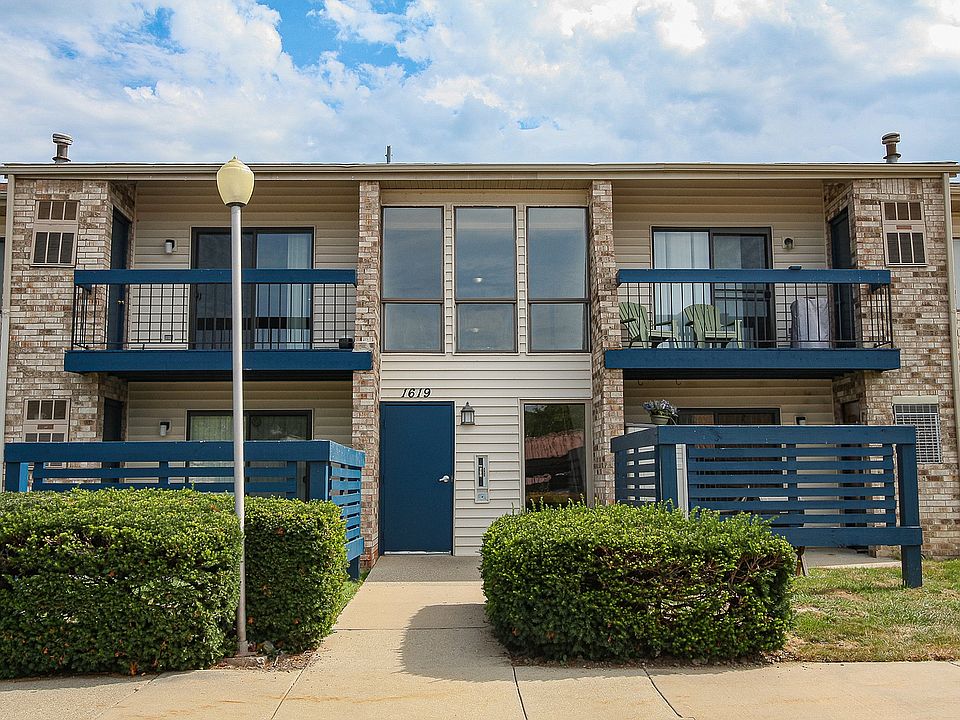 Benson Hills Apartments