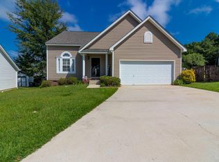 504 Turkey Pointe Ln, Chapin, SC 29036