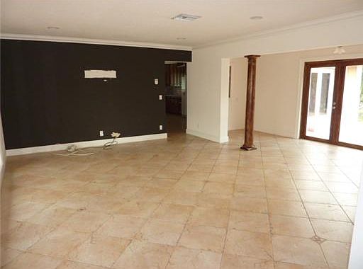 2nd image of 631 Castilla Ln