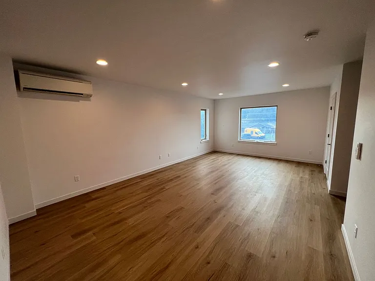 30515 SW Magnolia Ave — Photo 35