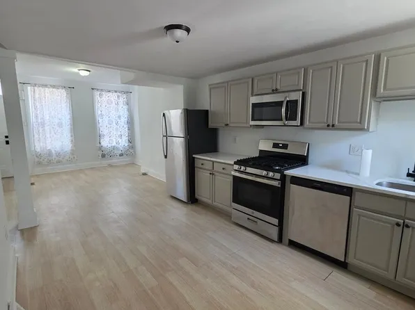 2228 Cross St, Philadelphia, PA 19146