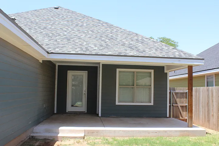 1607 Avenue Y — Photo 15