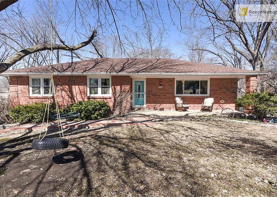 1st image of 7602 Greeley Ave