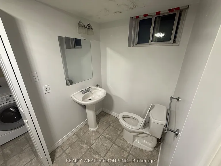 82 Elvaston Dr #BASEMENT — Photo 6