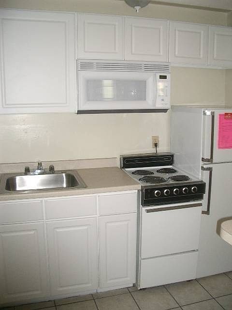 2nd image of 1524 NW 4th Ave APT I