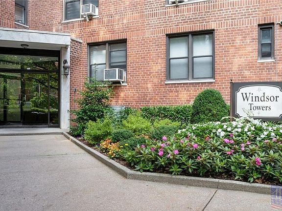 3rd image of 2 Windsor Terrace White Plains Ny #10601